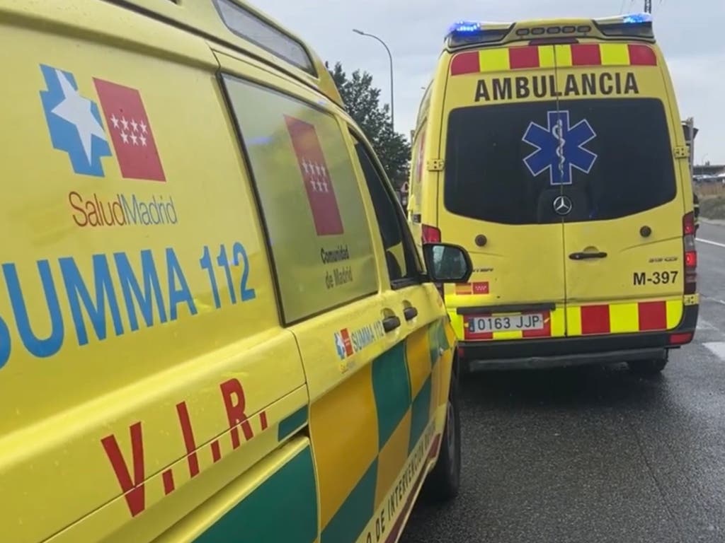 Tres heridos graves tras dar varias vueltas de campana en un accidente en la M-506, en el ramal de acceso a la A-4