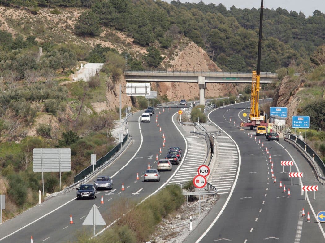 Cortes de tráfico en un tramo de la A-4 este fin de semana por obras de asfaltado