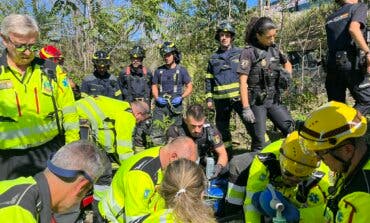 Muy grave un hombre tras ser golpeado por un tren de Cercanías cuando caminaba junto a las vías en Villaverde