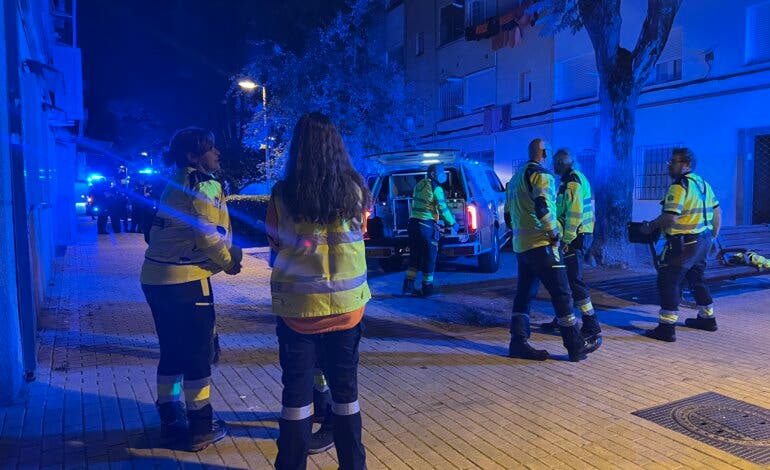 Muere una mujer de unos 30 años apuñalada en Villaverde