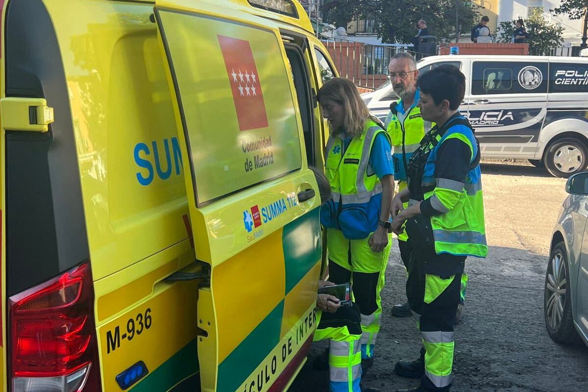 Muere un trabajador al caer de un andamio cuando pintaba una fachada