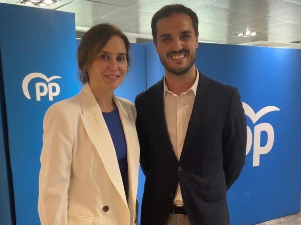 Torrejón: Alejandro Navarro mantiene un encuentro con Ayuso
