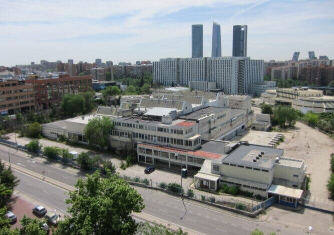 La Comunidad de Madrid declarará monumento la antigua fábrica de Clesa, icono de la arquitectura industrial del siglo XX