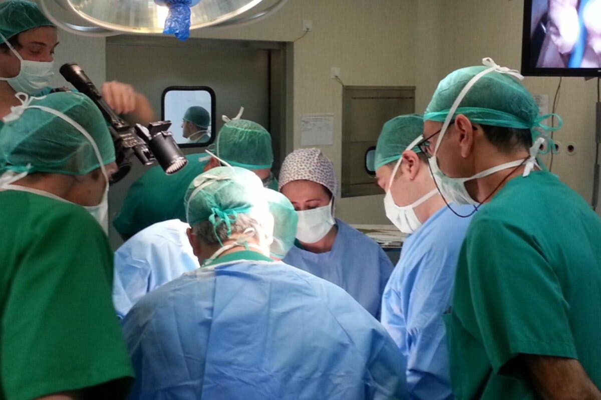 Un residente de cirugía del Hospital del Henares, premiado en el Congreso Europeo de Hernia