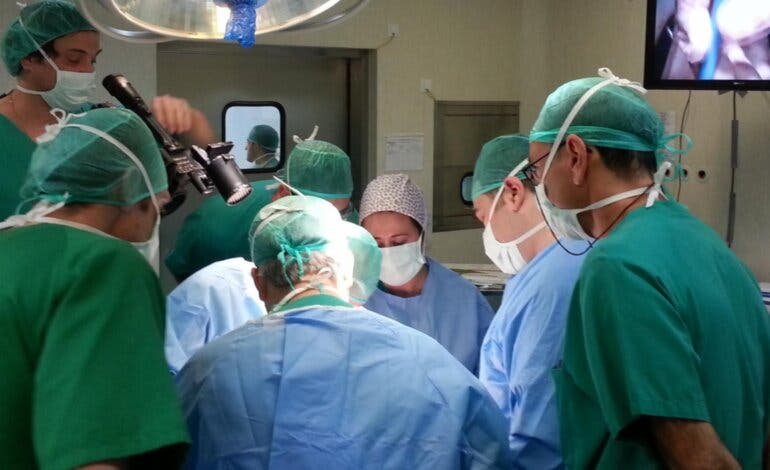 Un residente de cirugía del Hospital del Henares, premiado en el Congreso Europeo de Hernia