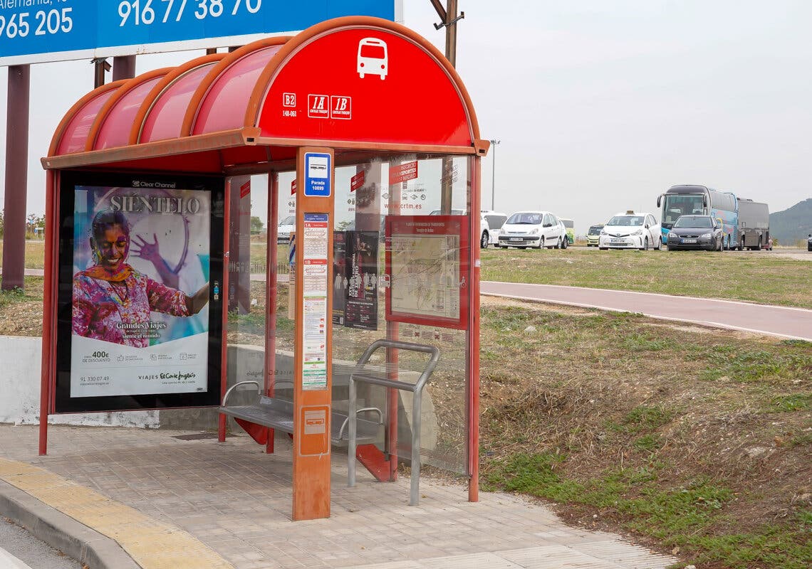 Torrejón amplía el horario del cementerio y refuerza el servicio de autobuses