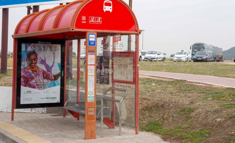 Torrejón amplía el horario del cementerio y refuerza el servicio de autobuses