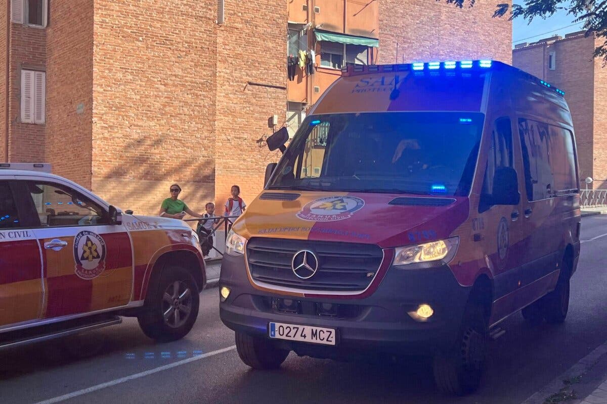 Herido grave un hombre de 45 años tras ser atropellado por un autobús de la EMT en Usera