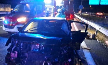 Rescatan a una persona atrapada tras un accidente en la A-2