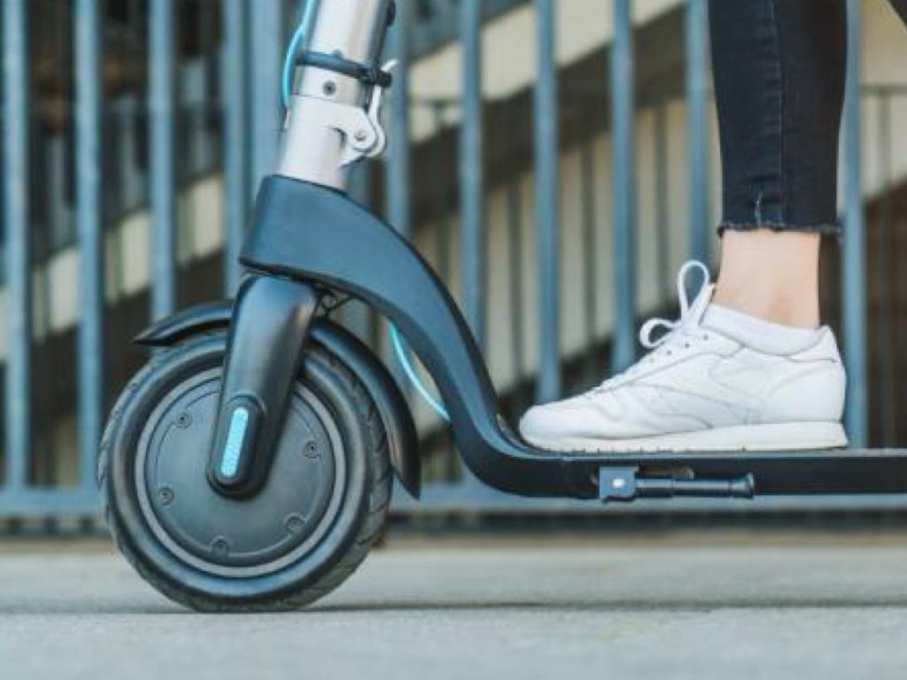 Adiós a los patinetes en Metro y autobuses en toda la Comunidad de Madrid