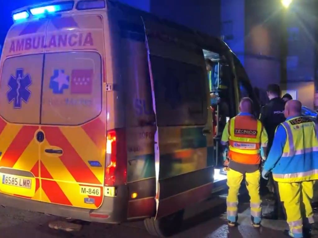 Apuñalado un joven de 23 años en plena calle en Móstoles