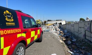 Importante atasco en la A-2 tras volcar un camión en Alcalá de Henares