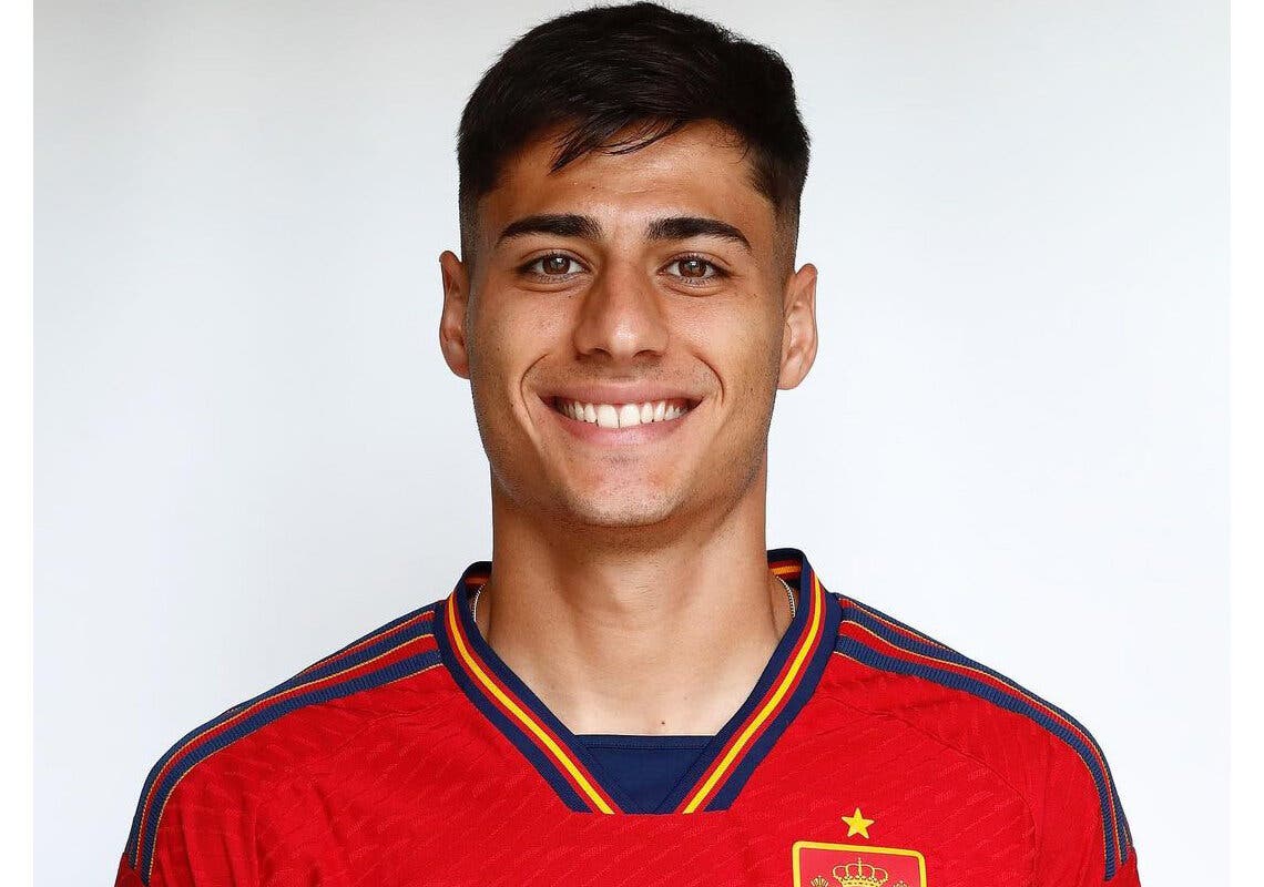 Torrejón: El torrejonero Carlos Martín, convocado con la selección española sub-21