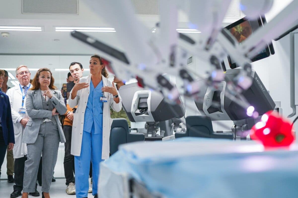 La Comunidad de Madrid invierte 12 millones para llevar la cirugía robótica a más hospitales