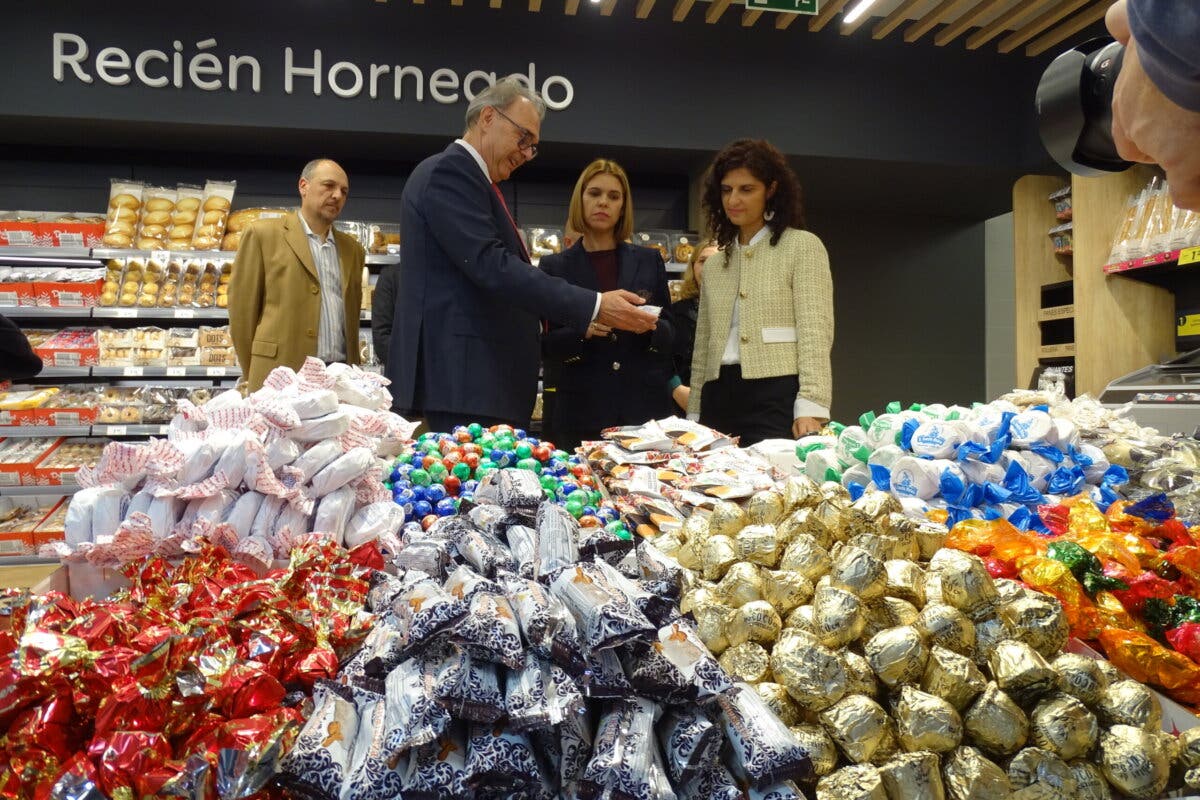 Ahorramas abre un nuevo supermercado en Alcalá de Henares creando 50 empleos 