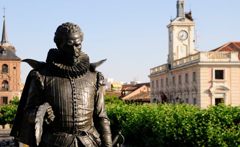 Alcalá de Henares acogerá un gran pasacalles con espectáculo aéreo para celebrar sus 25 años como Ciudad Patrimonio de la Humanidad