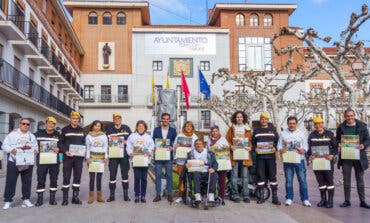 La UME posa en un calendario solidario con la Asociación de Esclerosis Múltiple de Torrejón