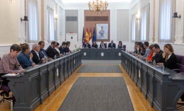 El Pleno de Guadalajara rechaza la amnistía con la abstención del PSOE 