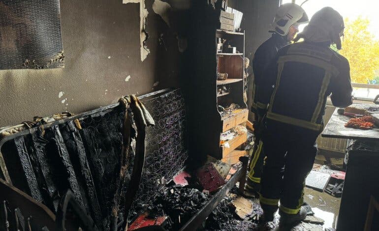 La batería de una bicicleta eléctrica provoca un incendio en una vivienda de Pozuelo de Alarcón
