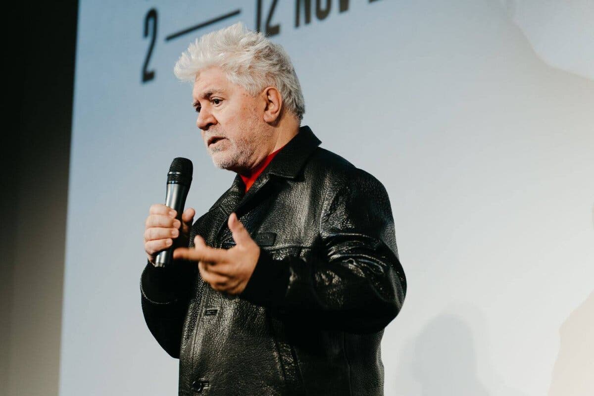 Pedro Almodóvar en Alcalá de Henares: «Le doy las gracias a ALCINE por invitarme»