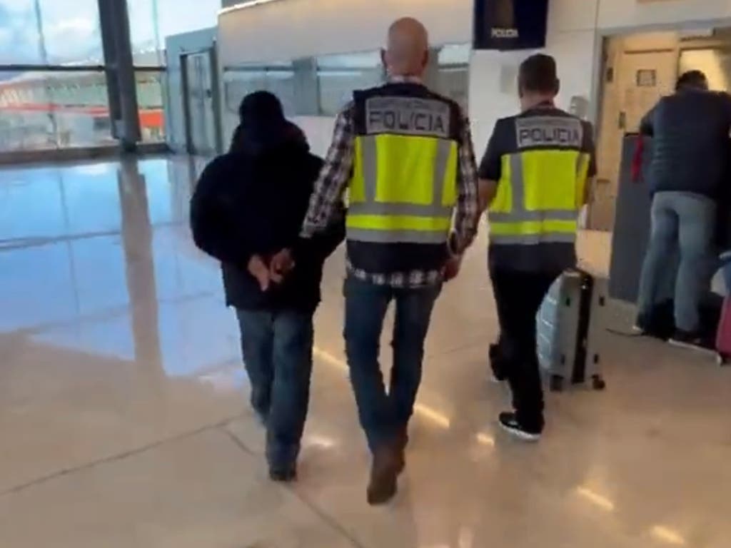 Detenido en Barajas un peruano con más de 10 kilos de cocaína en la maleta
