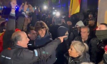 Sexto día de protestas contra la amnistía en Madrid: los manifestantes señalan y expulsan a los radicales