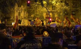 Novena protesta contra la amnistía en Ferraz y nueva protesta frente al Congreso