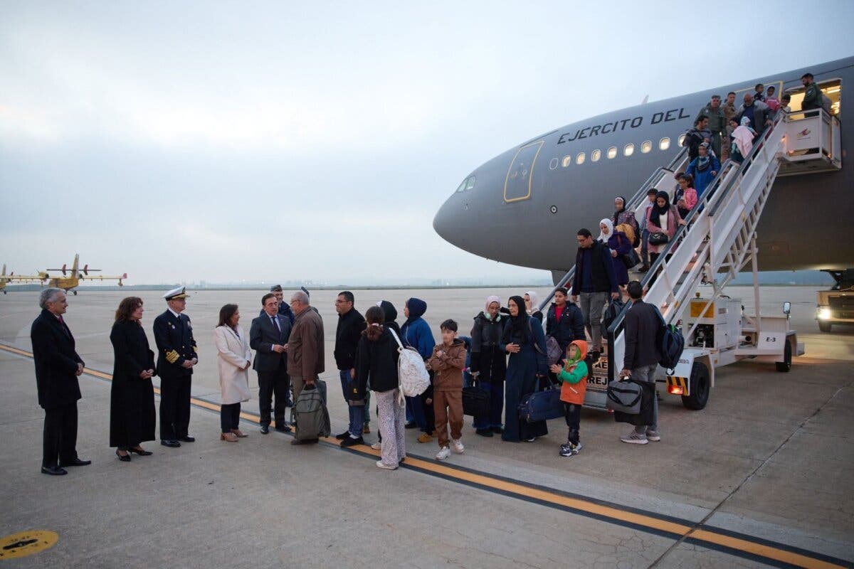Llegan a Torrejón 139 hispano-palestinos evacuados de Gaza, entre ellos 67 menores