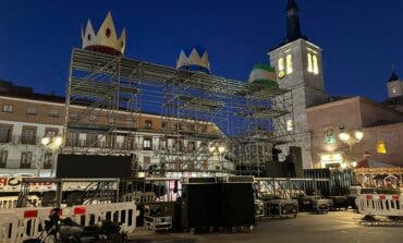Torrejón de Ardoz ultima el montaje del nuevo espectáculo navideño de la Plaza Mayor 
