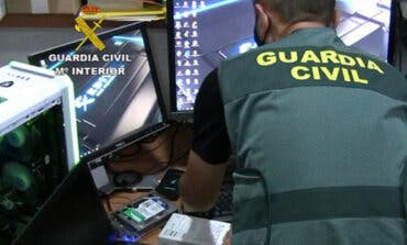 Investigan la inclusión de menores madrileños en chats de contenido sexual y violento sin su consentimiento