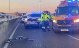 Herido grave un ciclista tras ser atropellado en la Avenida de Andalucía de Madrid