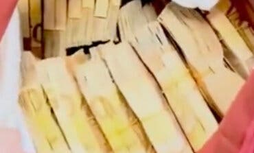 Dan el alto a un motorista en Madrid y descubren que llevaba 200.000 euros ocultos debajo del asiento 