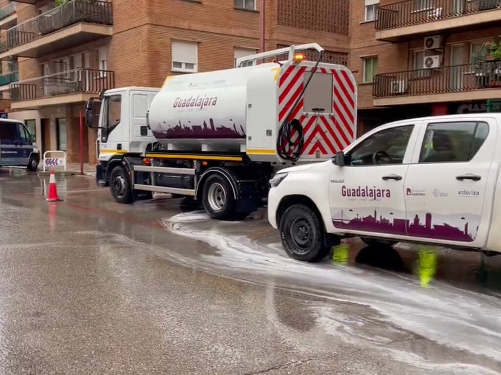Guadalajara pone en marcha un plan de limpieza integral de todos los barrios de la ciudad 
