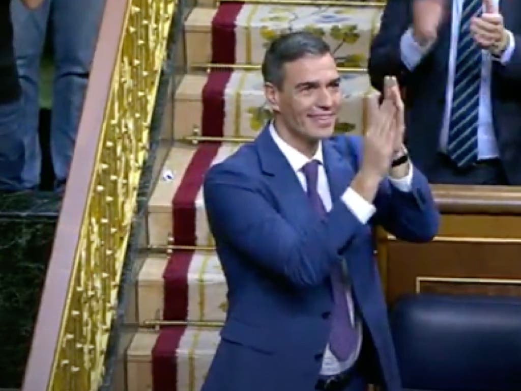 Pedro Sánchez, reelegido presidente del Gobierno con 179 votos y gracias a Puigdemomt