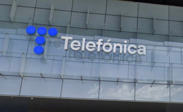 Telefónica plantea un ERE que podría afectar a entre 2.500 y 5.000 trabajadores en España