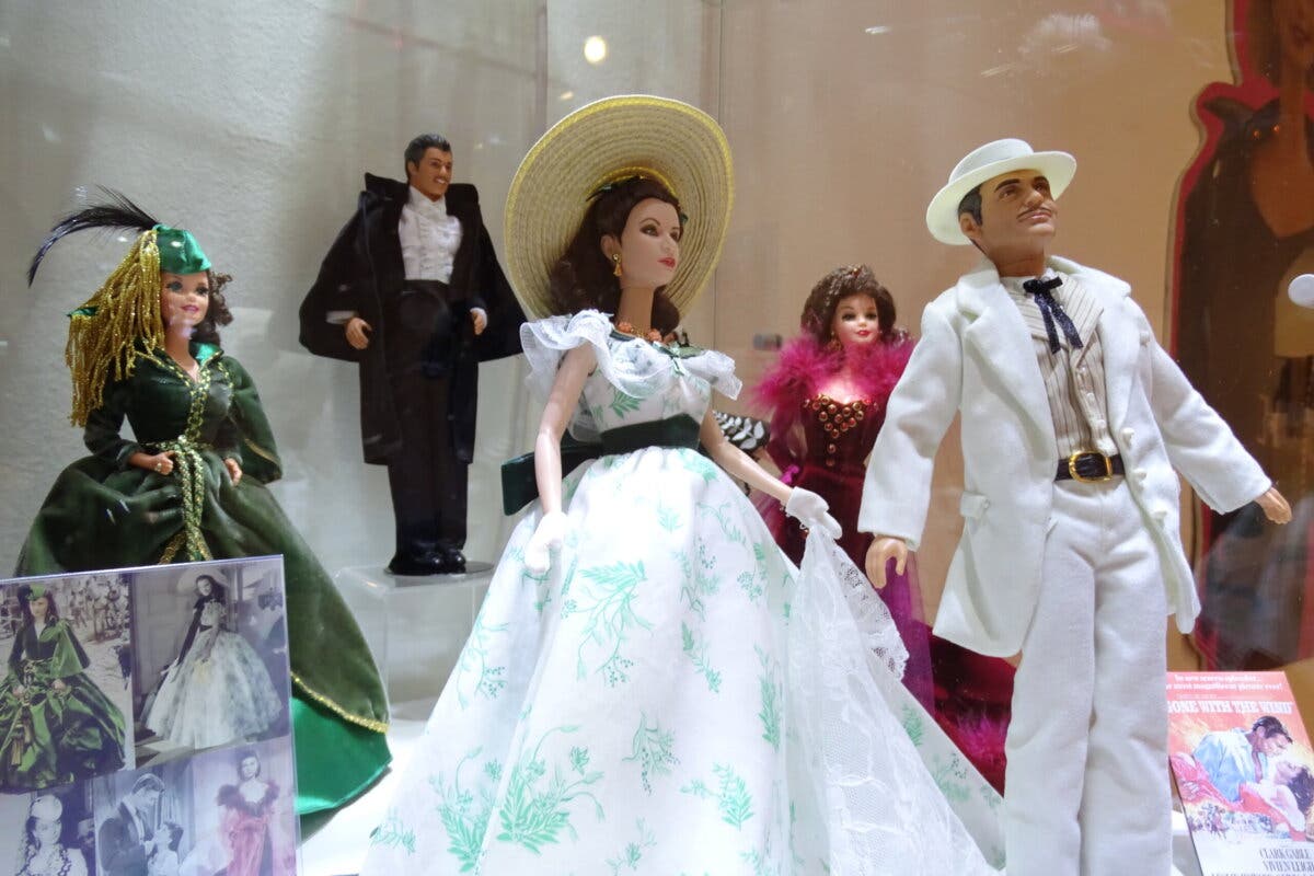 Más de 200 muñecas Barbie llegan a Alcalá de Henares esta Navidad 