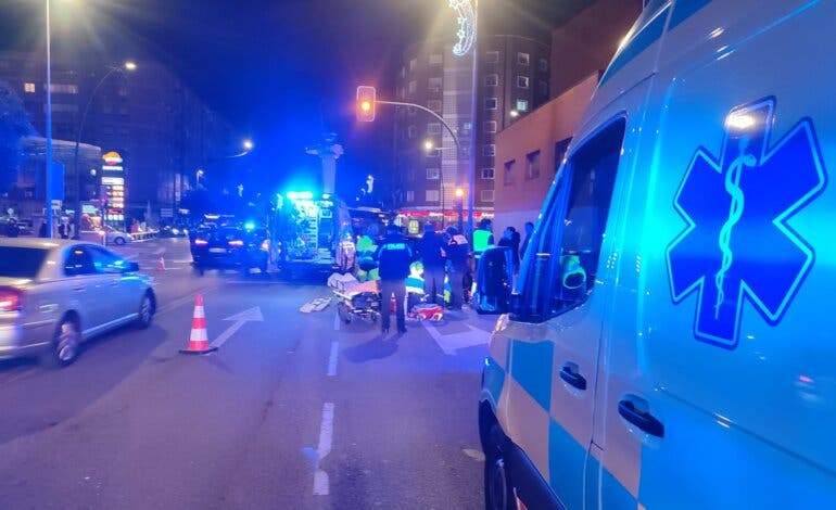 Salvan la vida a un hombre en Alcalá de Henares que entró en parada cardiorrespiratoria mientras conducía su vehículo 