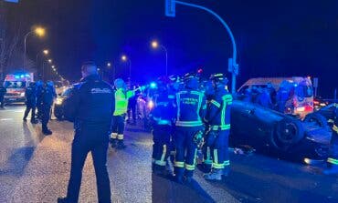 Muere una joven de 19 años tras una colisión entre un turismo y un VTC en Usera