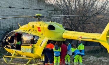 Herida grave una mujer en Paracuellos de Jarama al quedar atrapada entre su coche y un árbol 