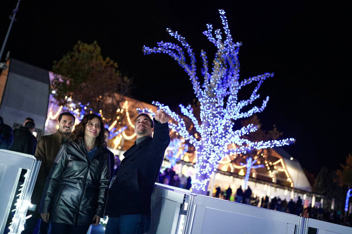 Ayuso visitó este sábado el Parque Mágicas Navidades de Torrejón de Ardoz