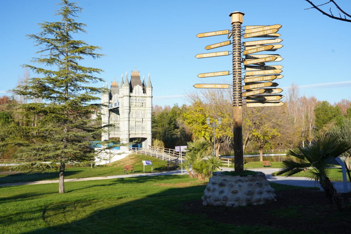 El Parque Europa de Torrejón de Ardoz estrena un monumento sueco donado por IKEA