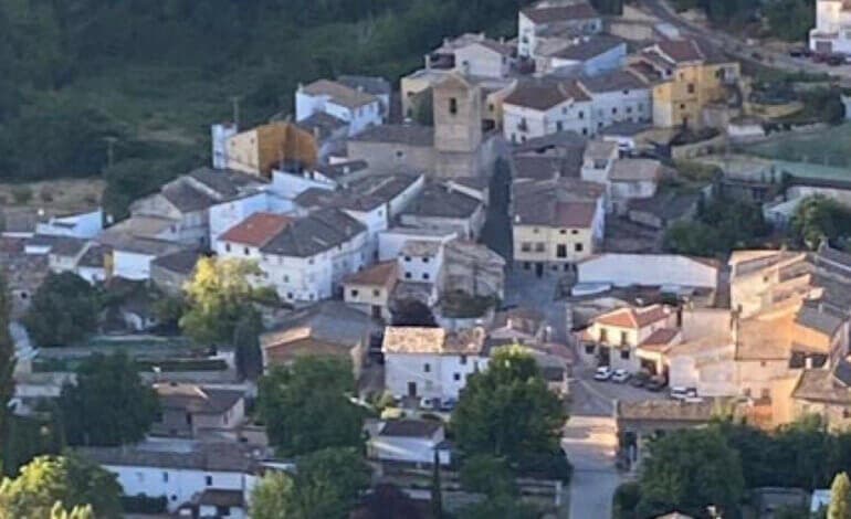 Un pequeño pueblo de Guadalajara ofrece vivienda gratis a quien gestione su único bar