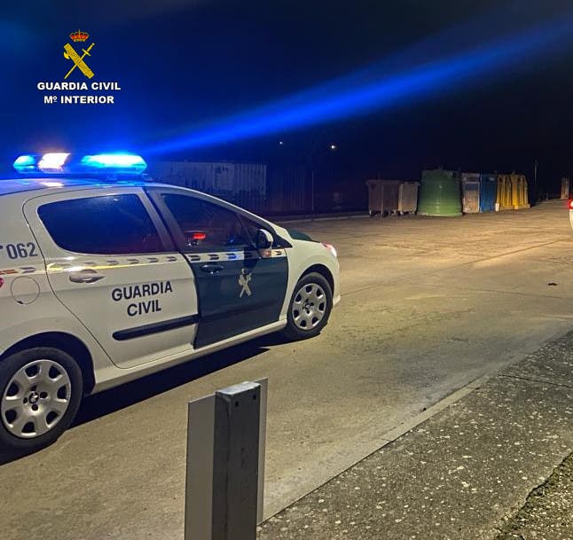 Interceptado en Guadalajara un conductor borracho, si carnet y con un bebé en el asiento sin asegurar 