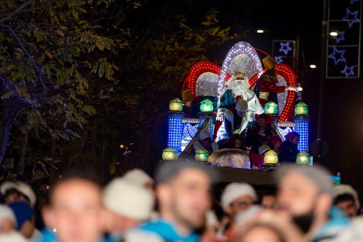 Un espectáculo piromusical cerrará la Cabalgata de Reyes de Alcalá de Henares que cambia su recorrido 
