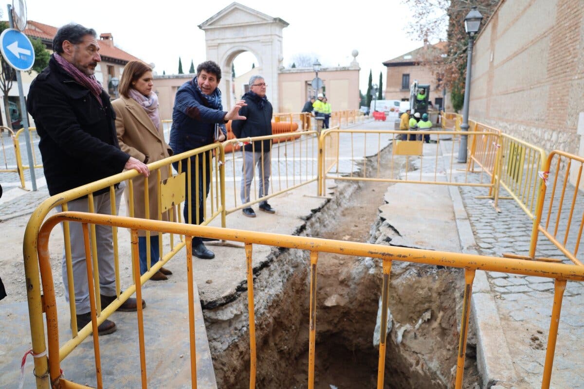 Hallados restos de la antigua muralla de Alcalá de Henares junto a la Puerta de Madrid