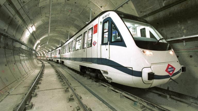 La Comunidad de Madrid refuerza la Línea 9B de Metro para mejorar el servicio entre Arganda y Rivas