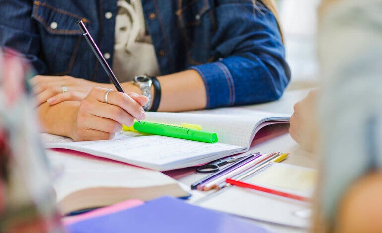 Torrejón pone en marcha un programa para atender a los menores expulsados de los institutos