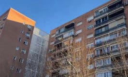 Una mujer sufre quemaduras muy graves en el incendio de una vivienda en Hortaleza