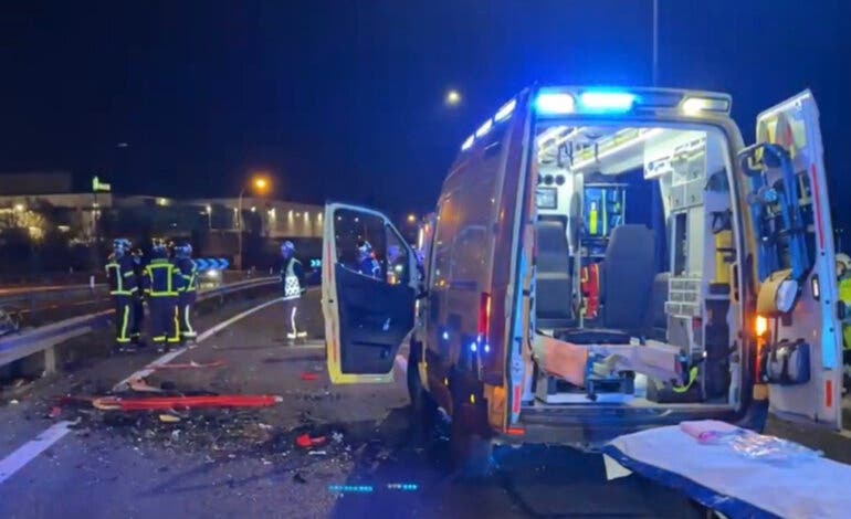 El padre de uno de los jóvenes de Arganda fallecidos en el accidente de la A-3: «Sólo mueren quienes son olvidados y tú no morirás nunca»