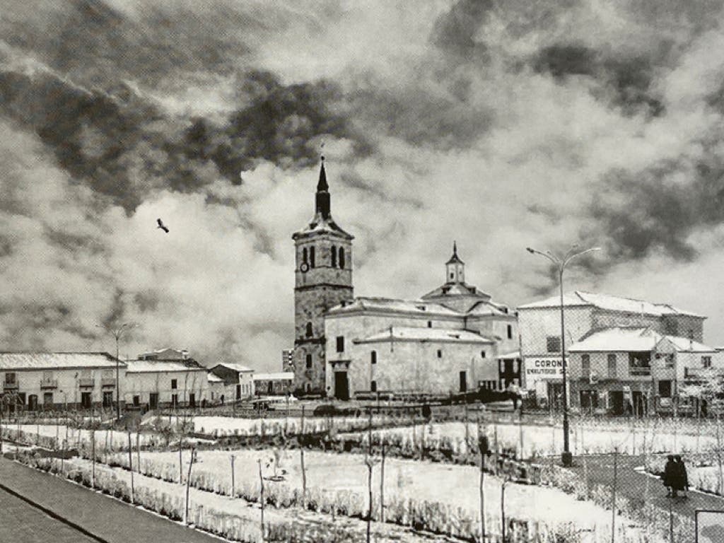 Un nuevo libro repasa la historia de Torrejón de Ardoz a través de fotografías